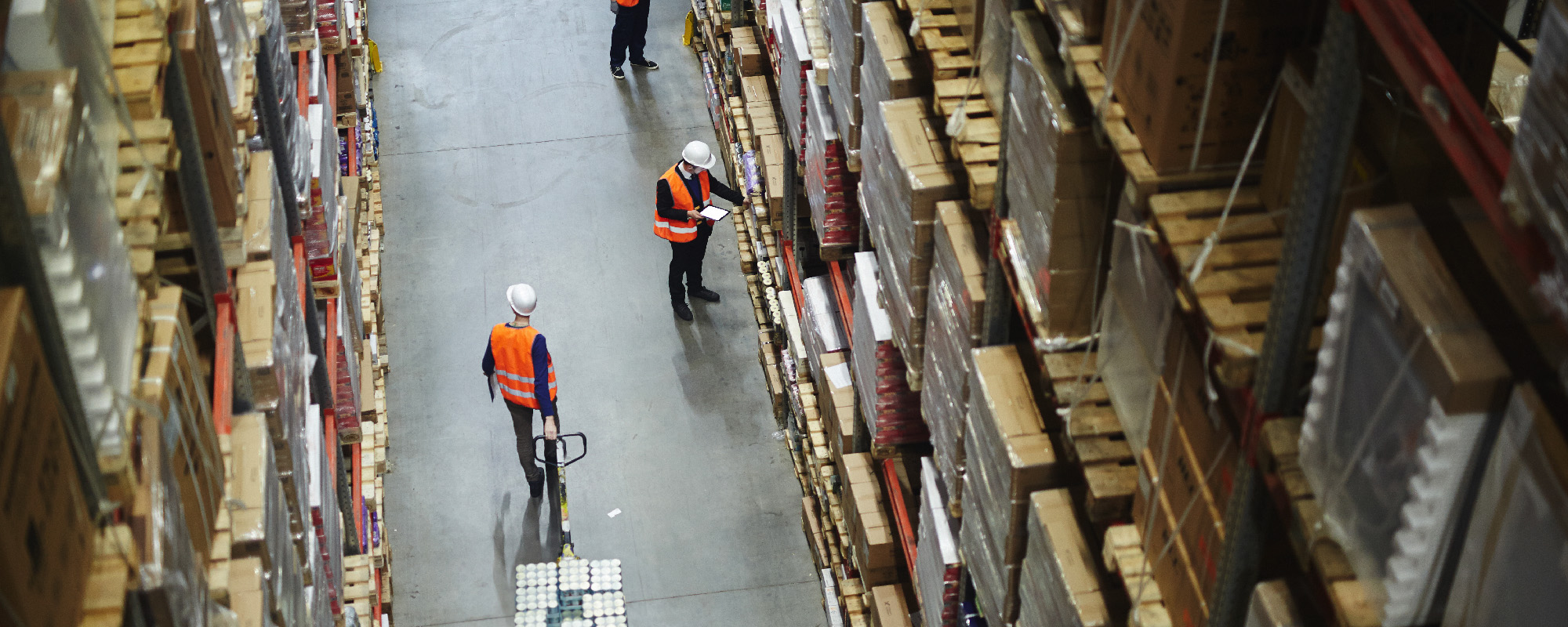 banner-warehouse-workers banner-warehouse-workers